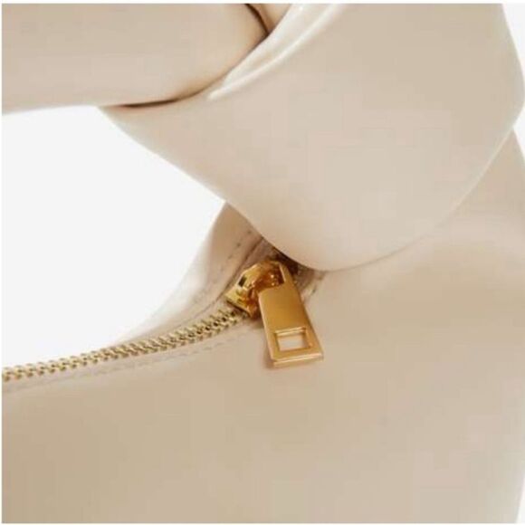 Melie Bianco Ivory Faux Leather Knot Bag NWT - Picture 4 of 16